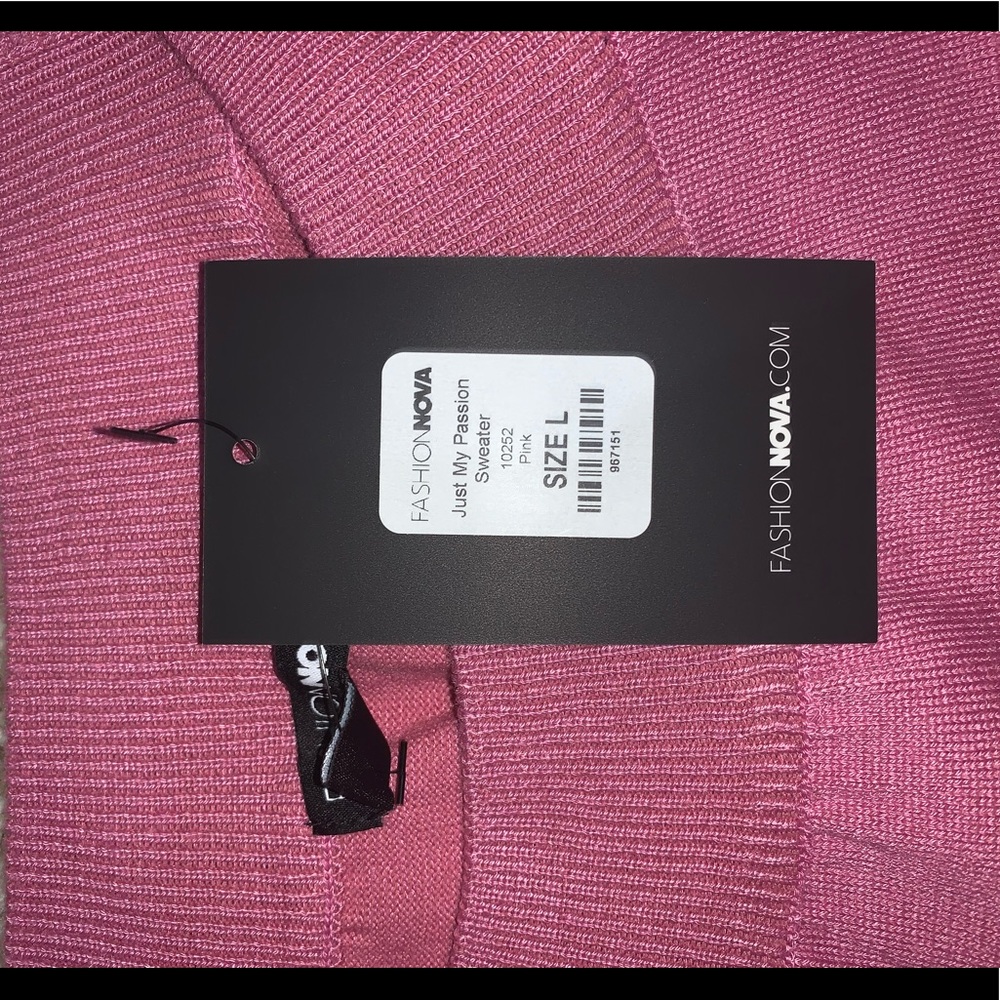 Pink sweater - Picture 3 of 3